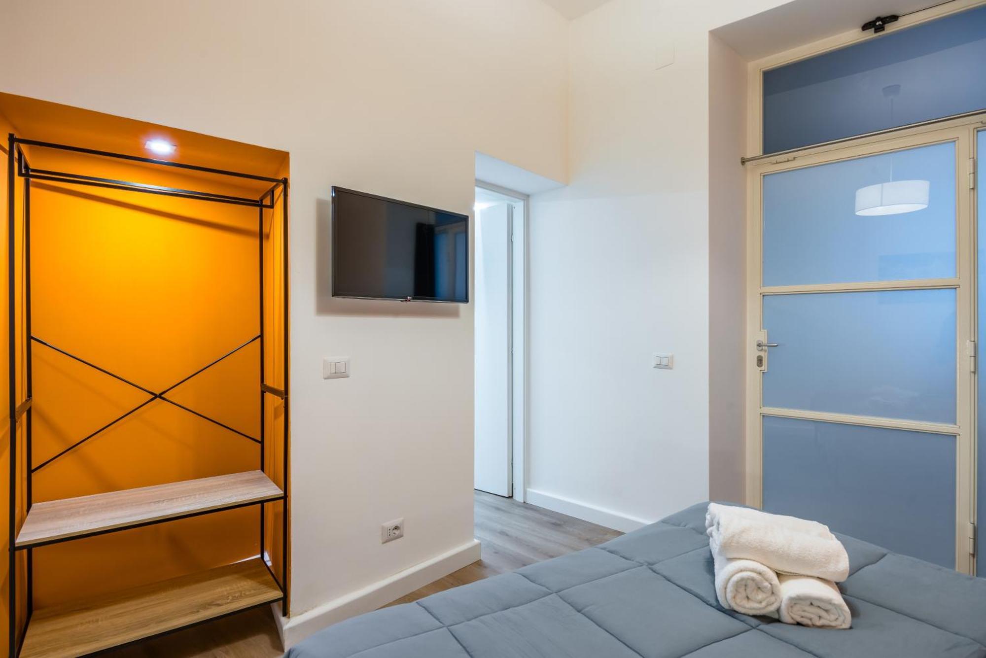 Lioy 25 By Napoliapartments