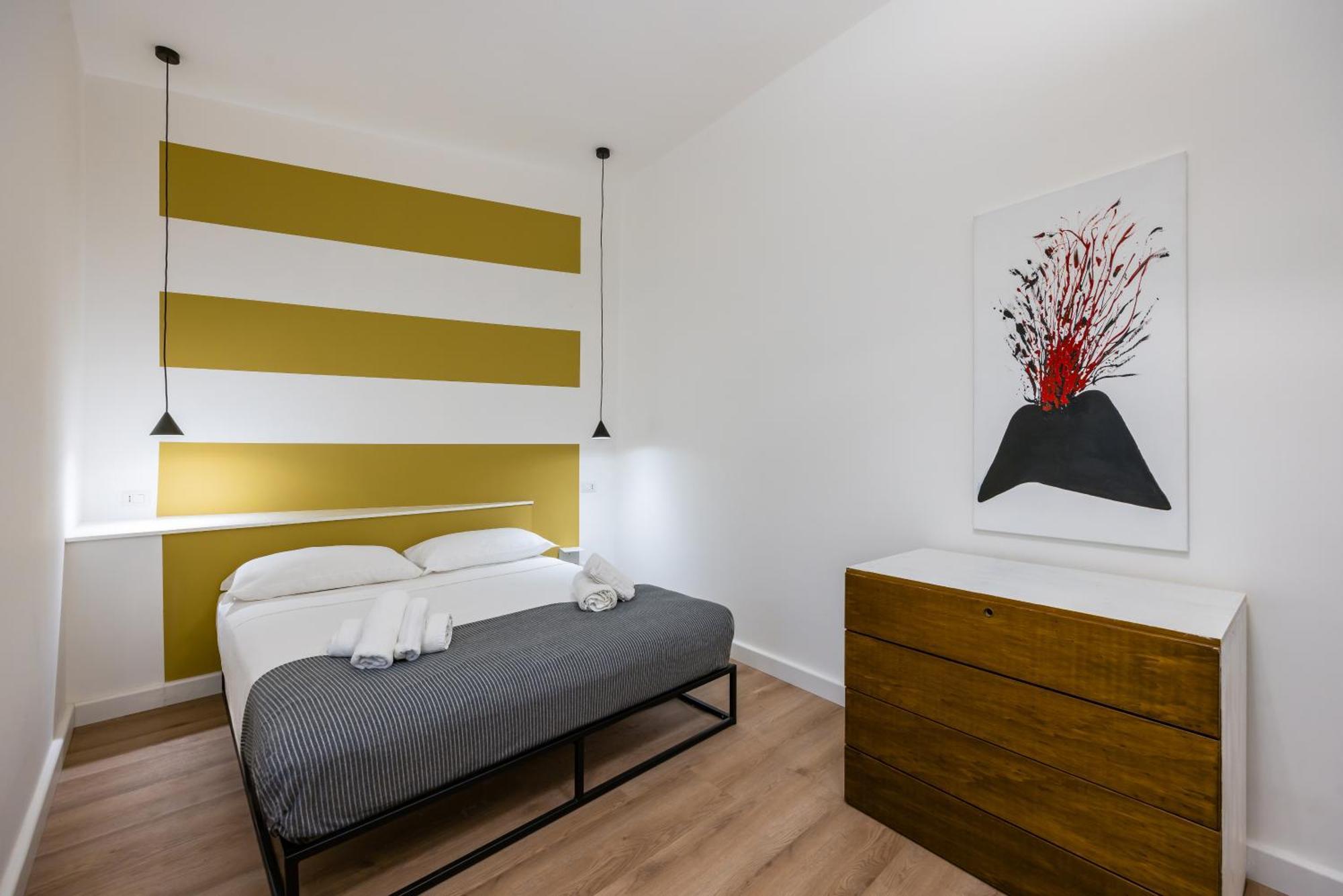 Lioy 25 By Napoliapartments Affittacamere Napoli
